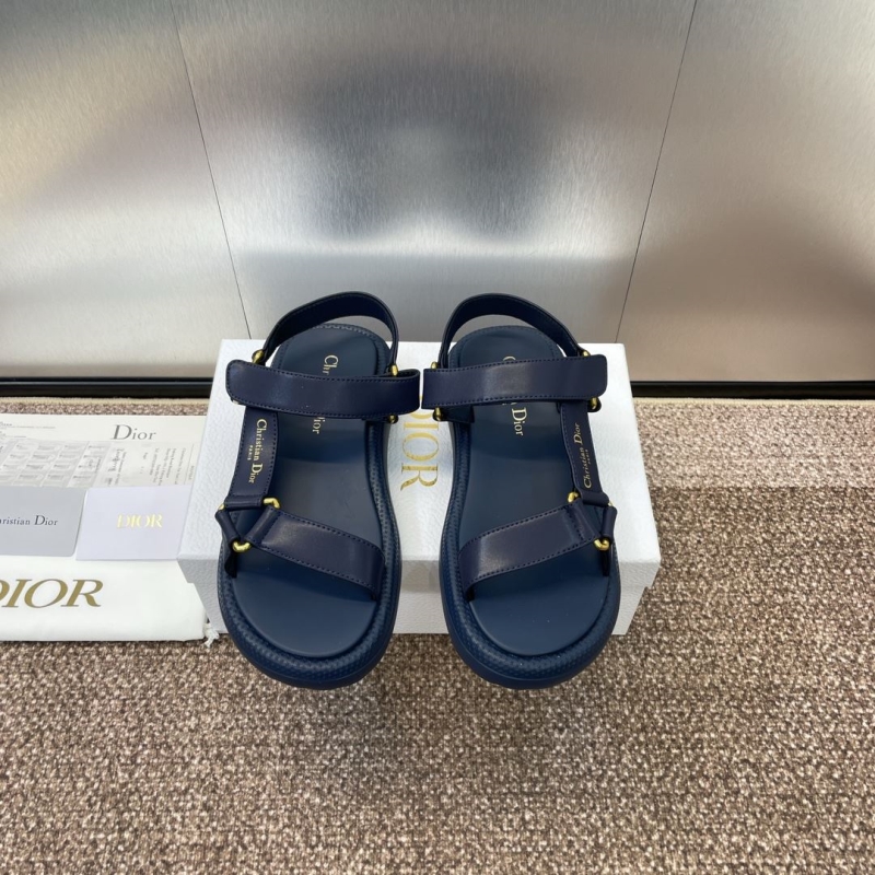 ch**an D*or sandals